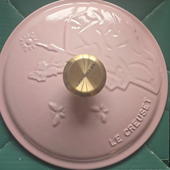 Wicked ™ x Le Creuset Signature Enameled Cast Iron Round Dutch Oven, 4 1/2-Qt. - Picture 12 of 16